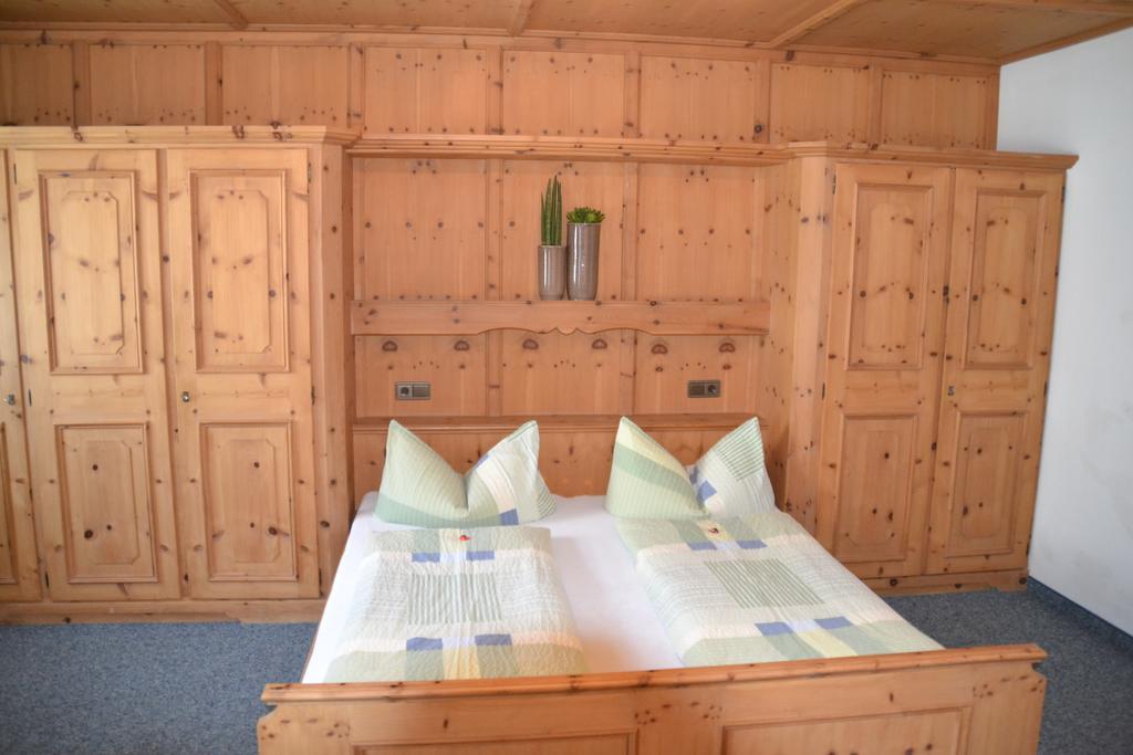 Gaestehaus Christoph Ried im Zillertal Chambre photo